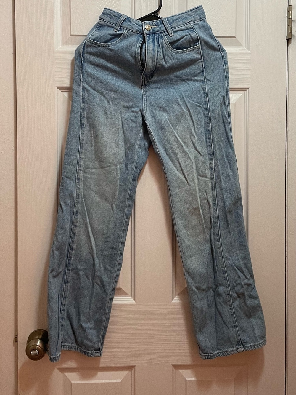 Light Wash Straight Leg Jeans